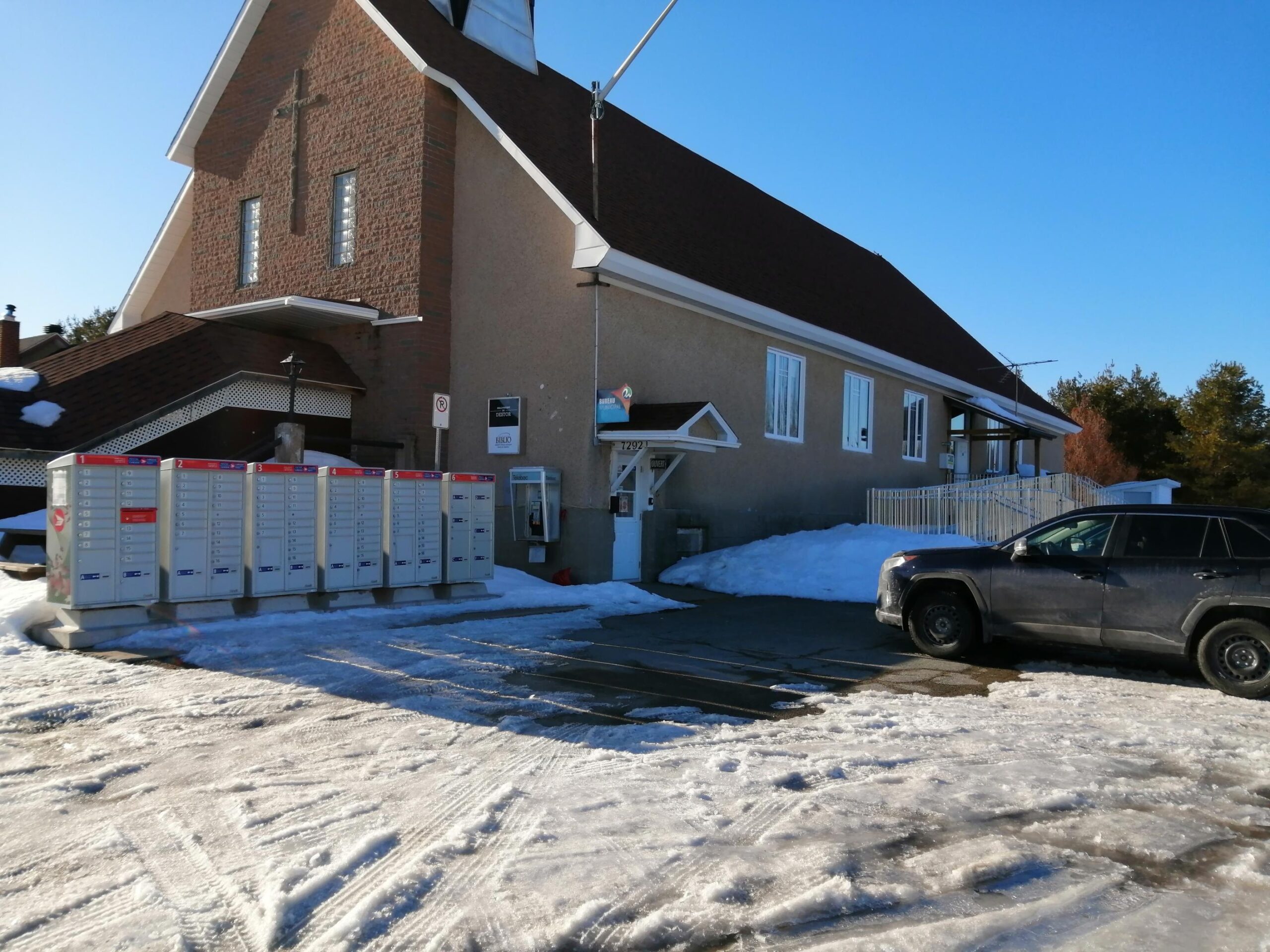 bibliotheque-destor-exterieur-rbatnq