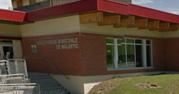 biblio-malartic-vue-exterieure-rbatnq